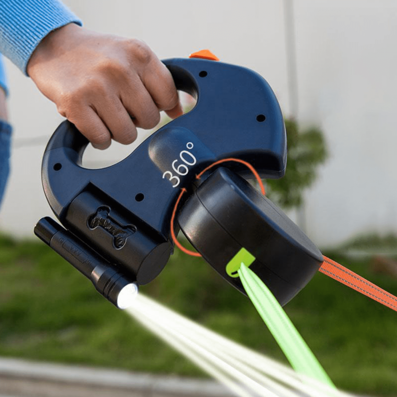 Velano DuoLijn™ | Wikkel vrije dubbele hondenriem met zaklamp