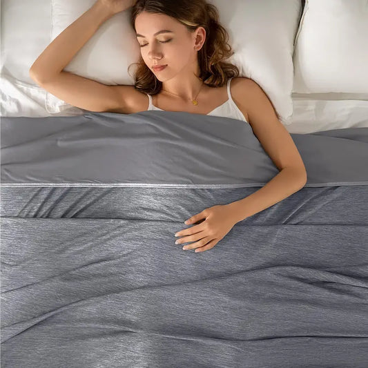 BreezeBlanket – Verkoelende luxe voor elke zomernacht